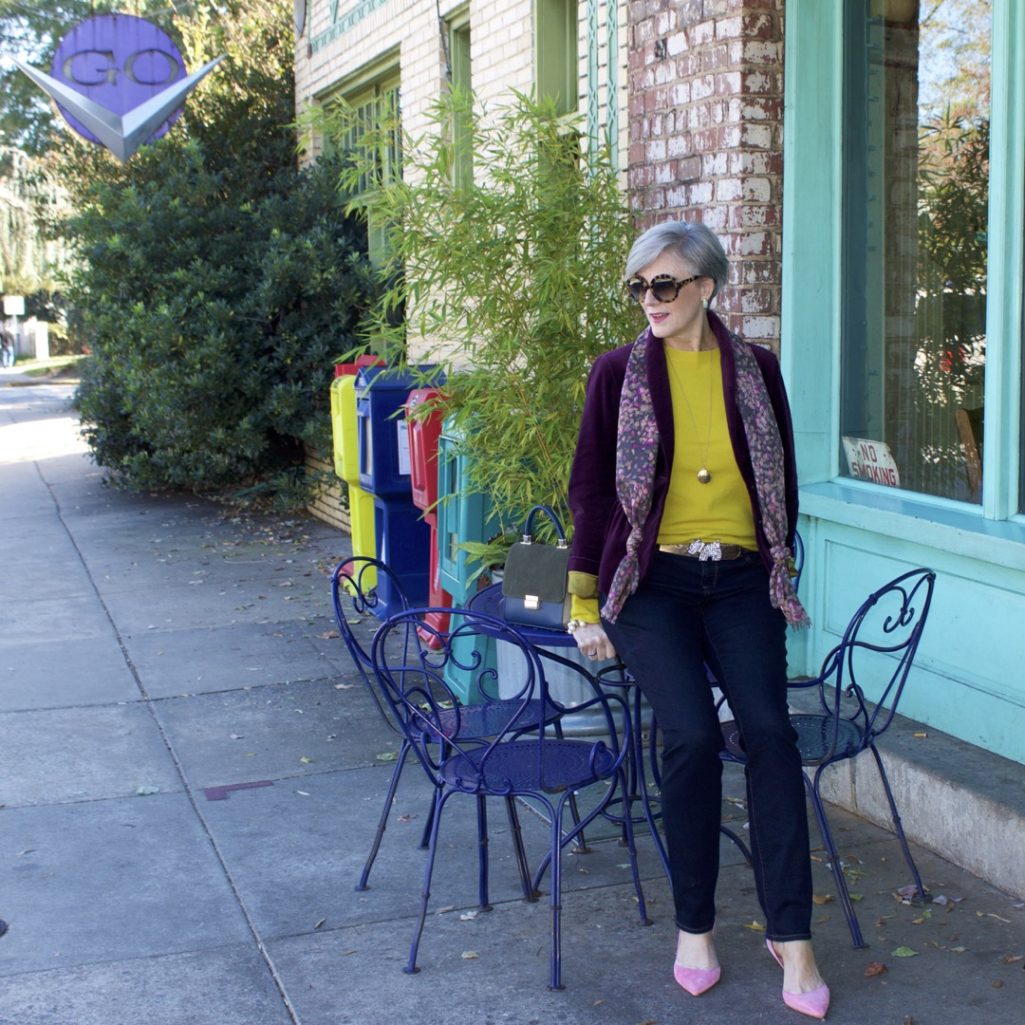 jcrew velvet blazer, ann taylor modern skinny denim, j.crew italian cashmere, pink suede pumps