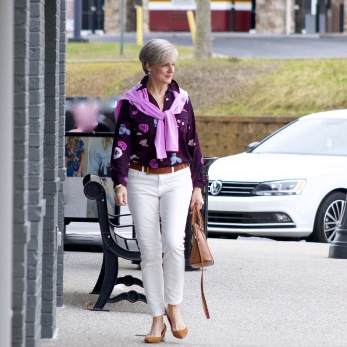 everlane ecru denim, ann taylor floral blouse, j.crew italian cashmere sweater, ann taylor suede pumps, ralph lauren belt, ralph lauren handbag