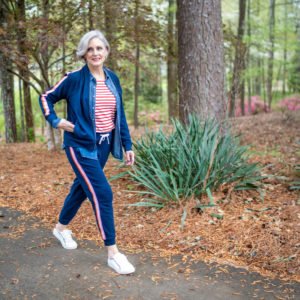 staying healthy and fit by walking while maintaining social distancing