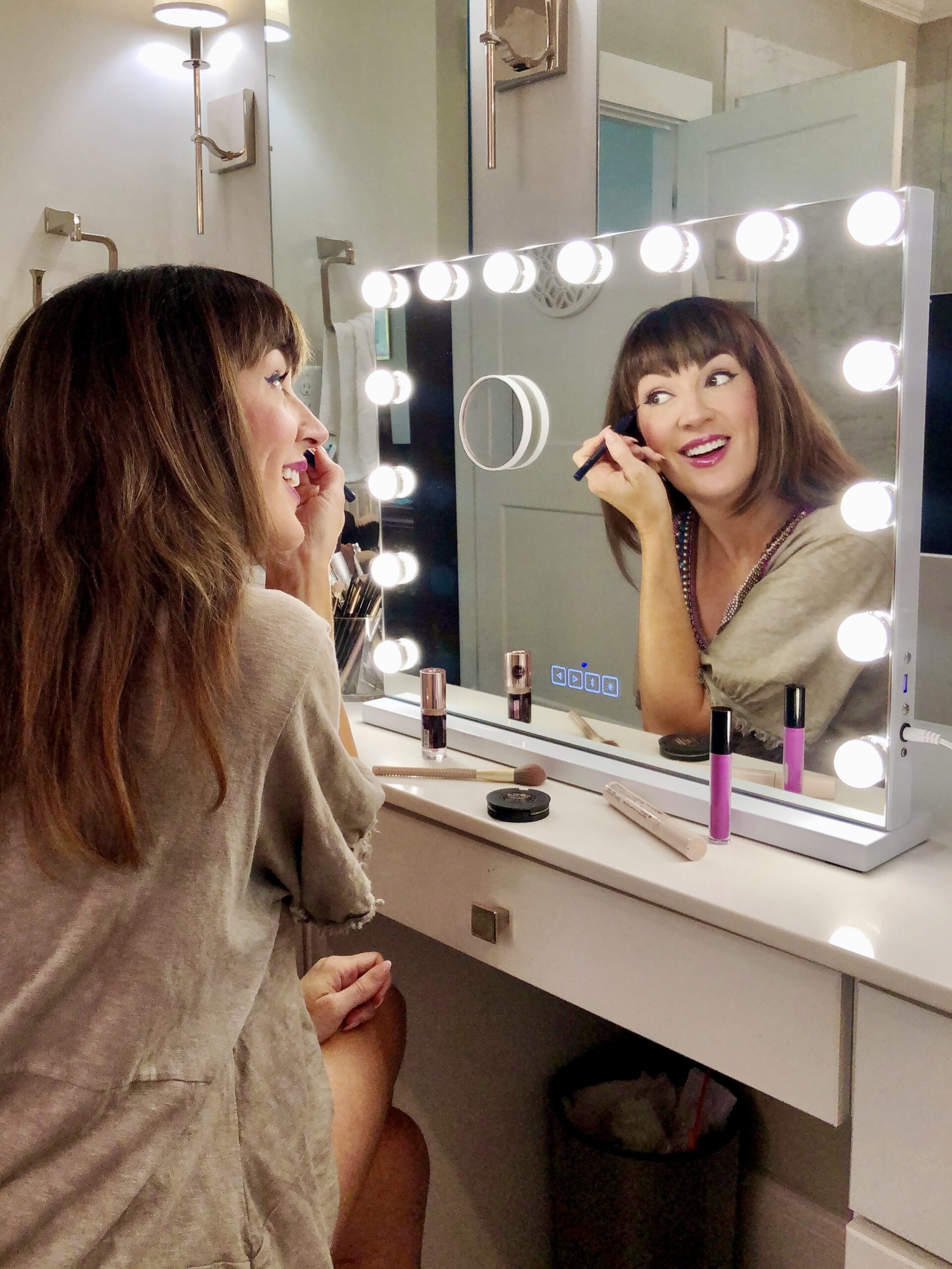 photo makeup mirror 2