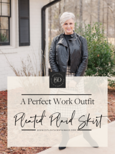 A Perfect Work Outfit – Pleated Plaid Skirt