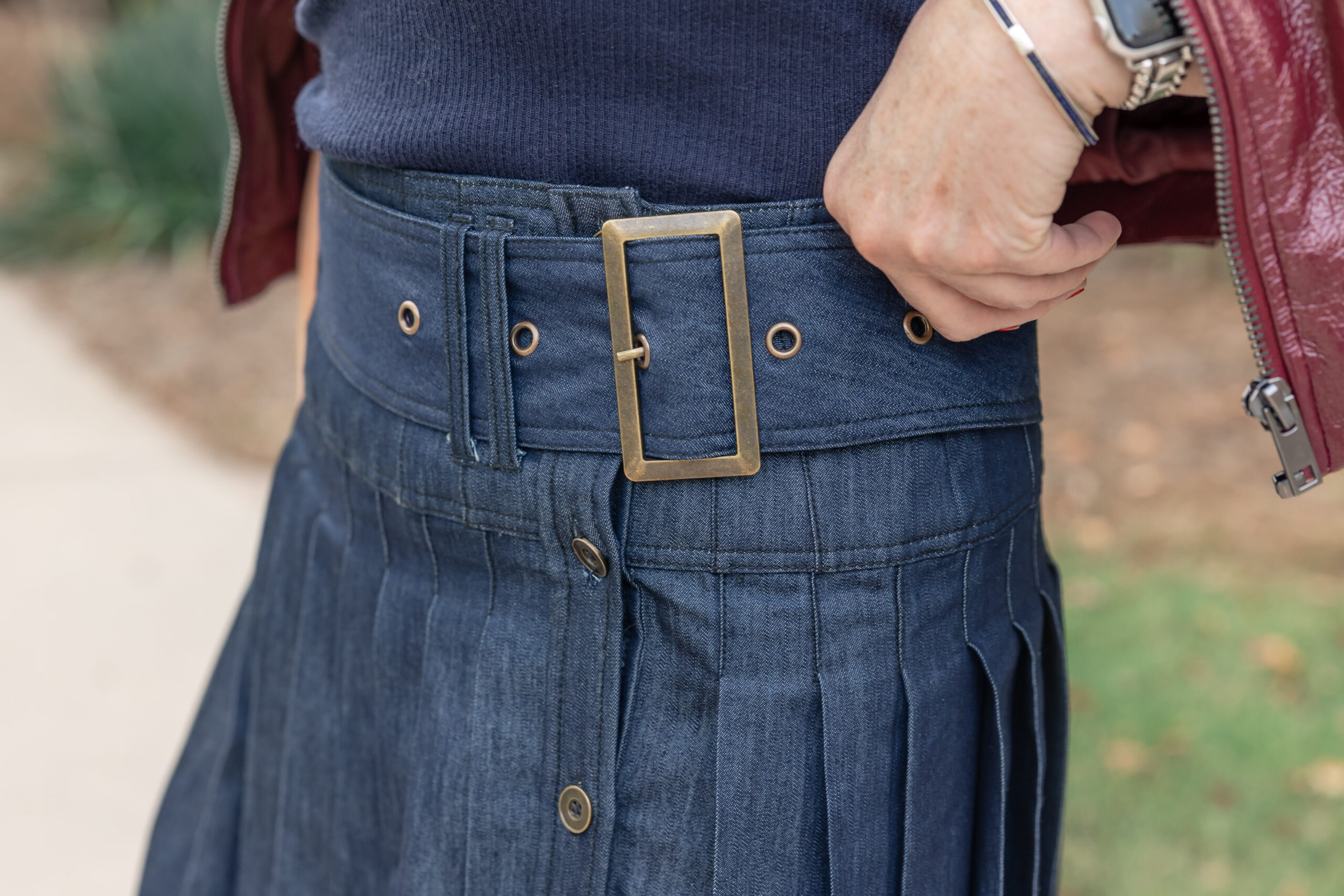 belted midi skirt detail