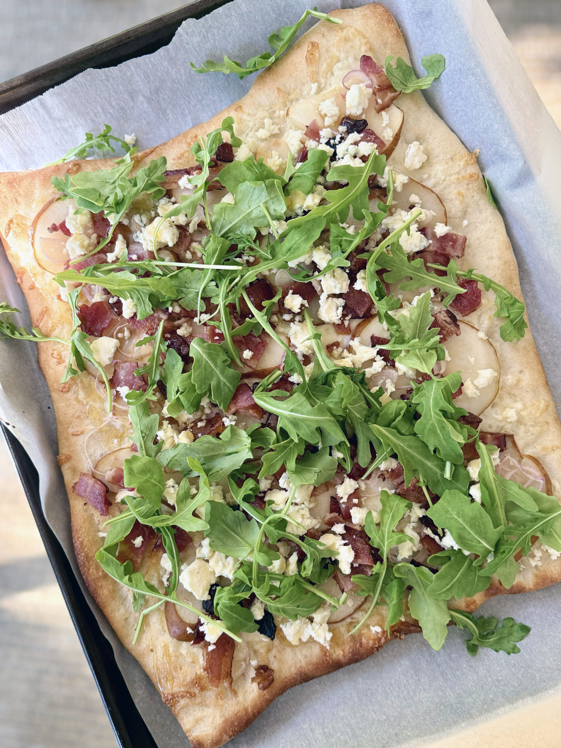 Pear, Bacon, and Gorgonzola Flatbread