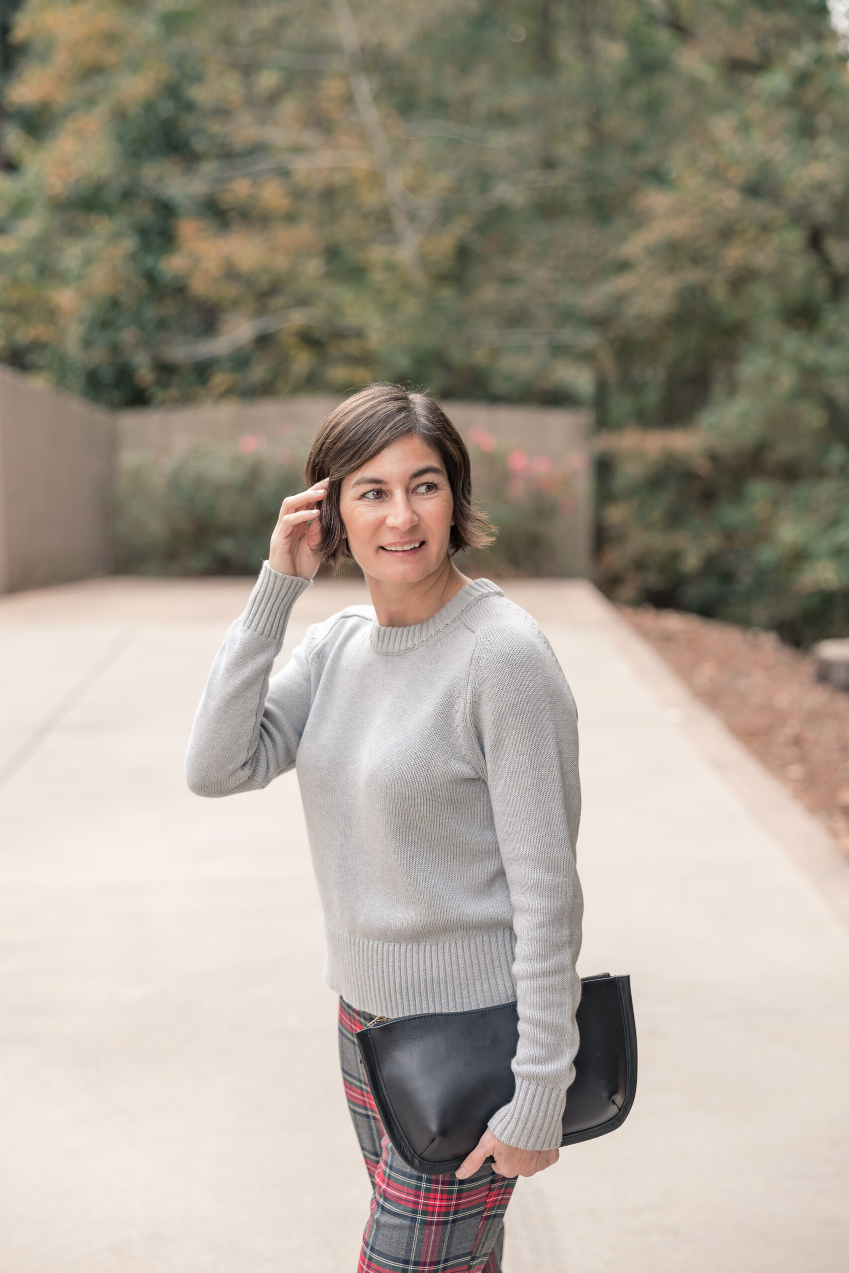 grey sweater fall fashion