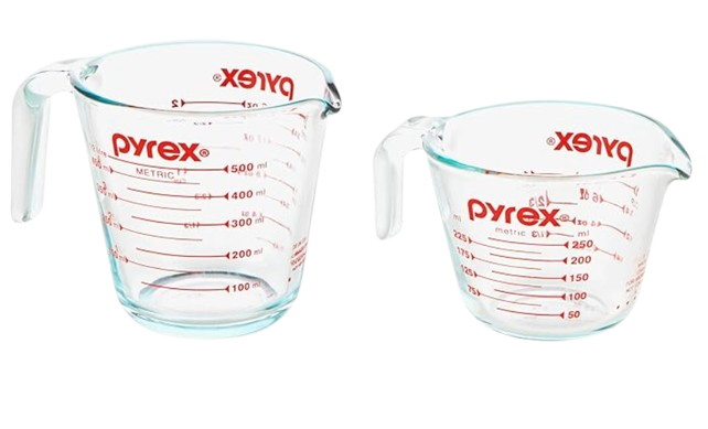 Pyrex 2-Piece Glass Measuring Cup Set