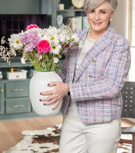 Valentine’s Day Fashion for Women Over 50: The Styles You Must Try – And The Ones You Must Avoid!